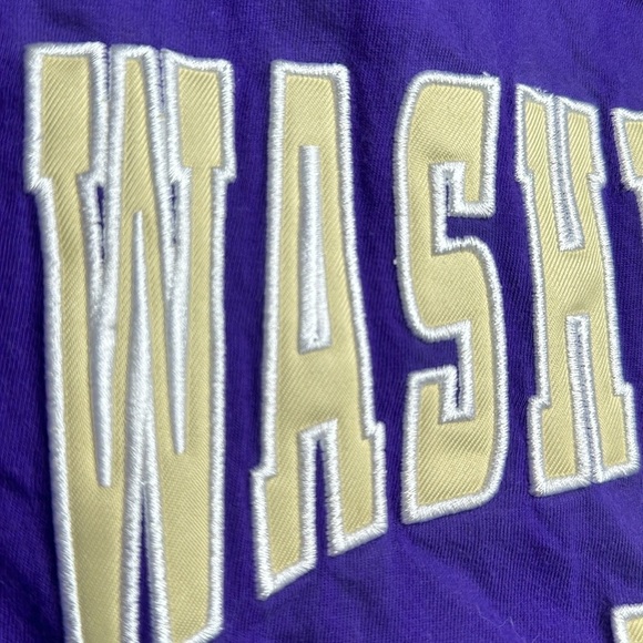 COLOSSEUM ATHLETICS TEE SIZE(S) - Picture 5 of 6